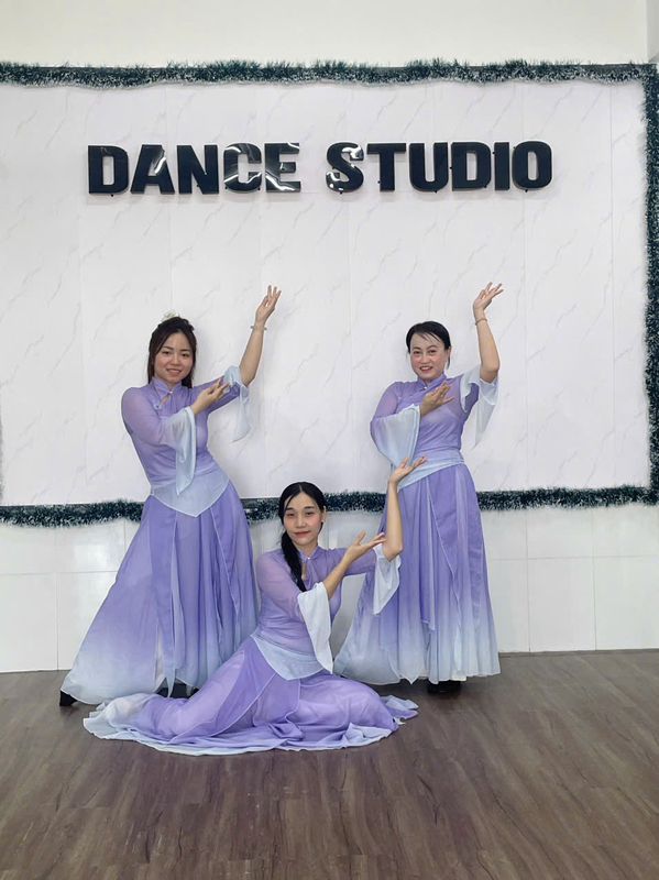 CHIÊU SINH LỚP MÚA CỔ TRANG TẠI NHÀ 369YOGA CẦN THƠ
